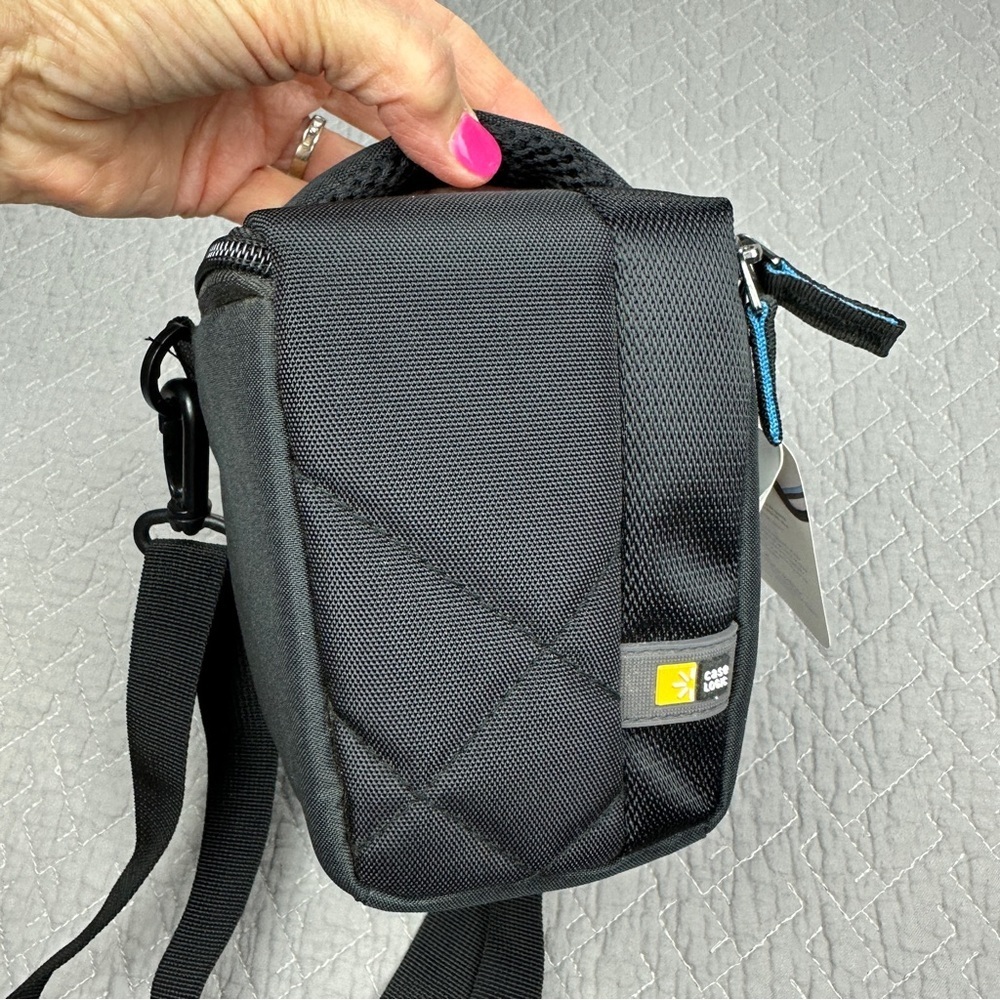 Small Padded Storage Bag 5x5x3" | Camera Case | Case Logic | Black | Crossbody - Picture 3 of 11